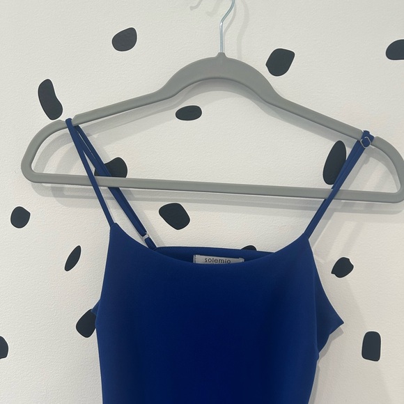 SMALL SOLEMIO LOS ANGELES BLUE CUT OUT DRESS - Picture 2 of 8